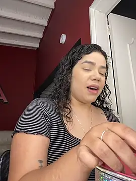 Snapshot of krisstenSantos chatting on October 20, 12:08 pm krisstenSantos online show from October 20, 12:08 pm