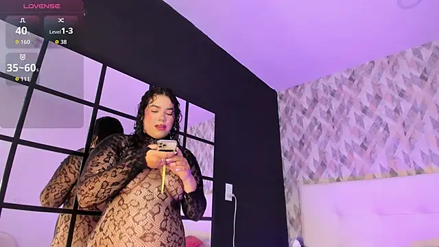 Snapshot of krisstenSantos chatting on September 24, 12:04 pm krisstenSantos online show from September 24, 12:04 pm