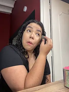 Snapshot of krisstenSantos chatting on October 3, 12:21 pm krisstenSantos online show from October 3, 12:21 pm