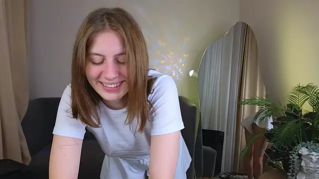 Pink Muse online show from October 10, 4:34 pm