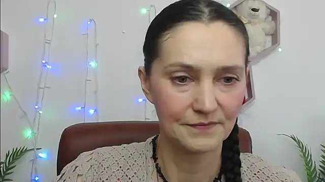 TayaFinch online show from March 21, 1:16 pm