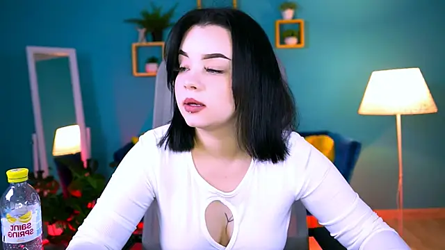 leslierowe  online show from October 4, 8:02 pm