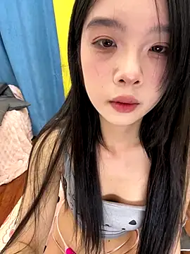 qiqi x online show from November 19, 12:49 pm