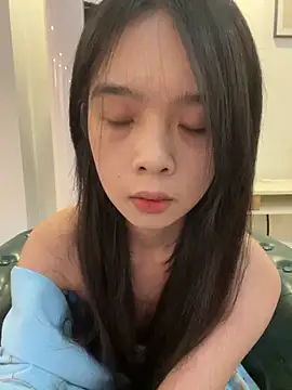 qiqi x online show from December 22, 3:59 pm