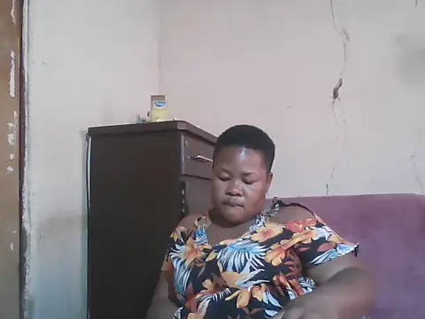 Bustyass93 online show from October 2, 9:58 am