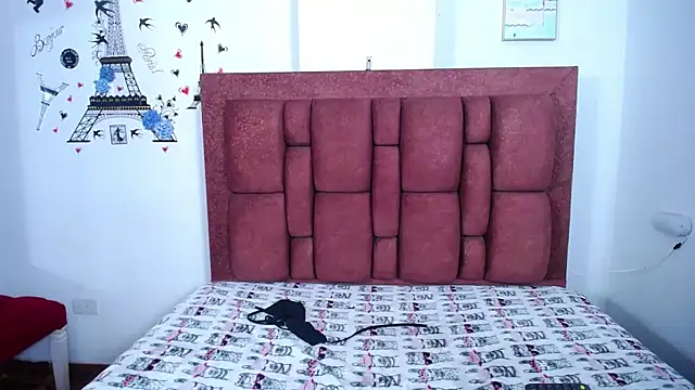 Snapshot of vbleerper chatting on October 12, 12:40 pm vbleerper online show from October 12, 12:40 pm