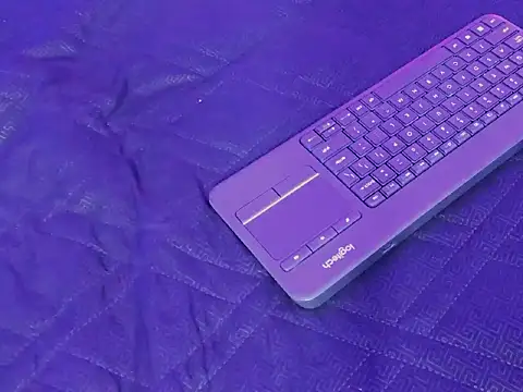 Daniwhatson online show from October 16, 12:35 am