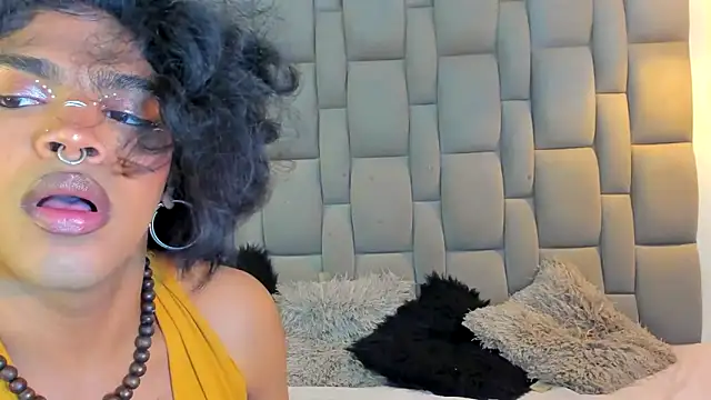 Snapshot of ile_matamba chatting on September 30, 2:22 pm ile matamba online show from September 30, 2:22 pm