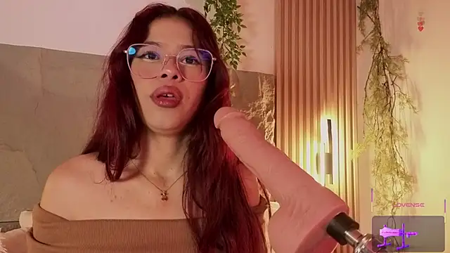 Snapshot of YourgirlAmmi chatting on October 11, 3:00 am YourgirlAmmi online show from October 11, 3:00 am