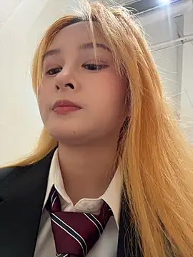 yuki june online show from November 18, 12:17 pm