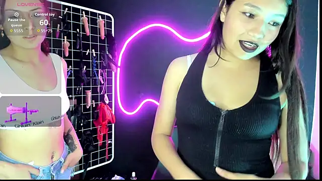 Snapshot of Mistress_Megan_BDSM chatting on October 25, 8:37 pm Mistress Megan BDSM online show from October 25, 8:37 pm