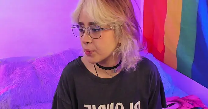 NekoWaifu online show from October 7, 1:04 pm