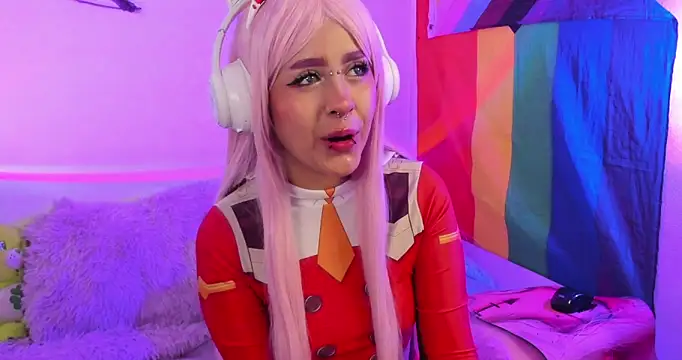 NekoWaifu online show from October 3, 1:05 pm