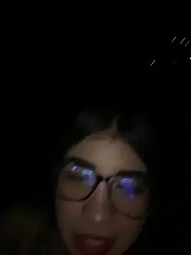 -Dannii- online show from September 27, 1:35 am