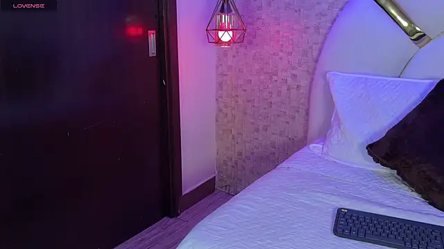 Snapshot of paulina_cano chatting on September 29, 7:30 pm paulina cano online show from September 29, 7:30 pm