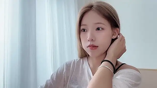 Meng 777 online show from April 12, 7:22 am