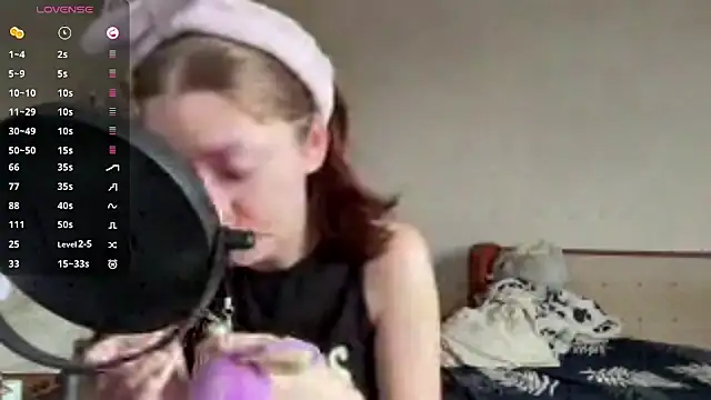 Snapshot of MargarettNewbie chatting on October 31, 4:36 am MargarettNewbie online show from October 31, 4:36 am