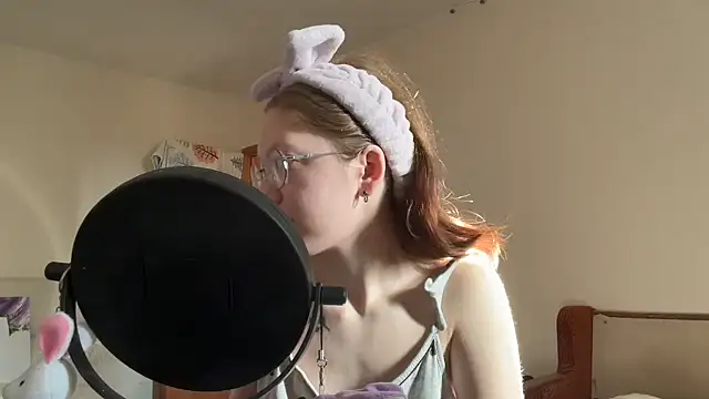 Snapshot of MargarettNewbie chatting on October 9, 5:11 am MargarettNewbie online show from October 9, 5:11 am