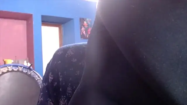 Snapshot of Lisa_Squirt_Hot chatting on October 14, 11:02 am Lisa Squirt Hot online show from October 14, 11:02 am