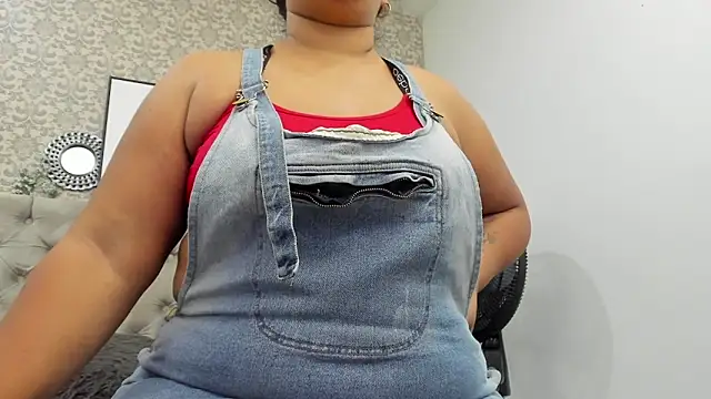 Hanna Marshall  online show from November 5, 11:26 am