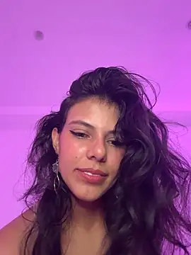 Iamsofy online show from September 17, 9:35 pm