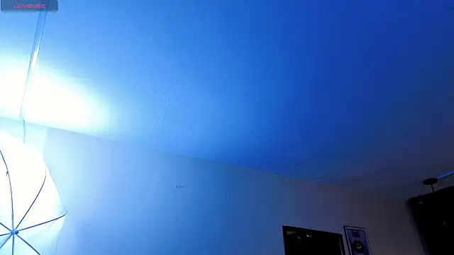 Snapshot of Angel-dragun chatting on October 11, 4:28 am Angel-dragun online show from October 11, 4:28 am