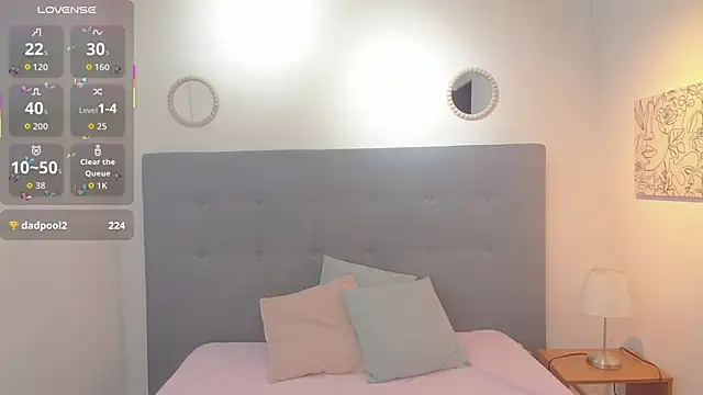 chaneelstark online show from October 19, 5:09 am