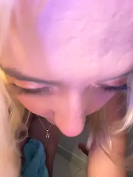 Isa klein online show from October 9, 4:49 am