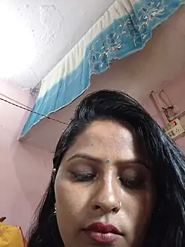 Jasmine Januja online show from June 10, 3:17 am