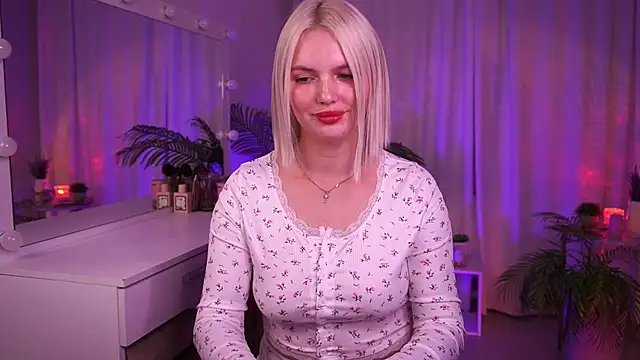 Snapshot of Amelia_Wells chatting on September 18, 8:57 am Amelia Wells online show from September 18, 8:57 am