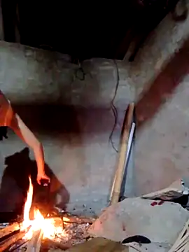 donna-bae online show from April 9, 12:10 pm