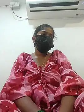 TAMIL AMMUKUTTYY online show from October 21, 1:04 pm