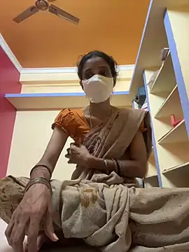 sweetreddy-02 online show from October 4, 1:17 pm