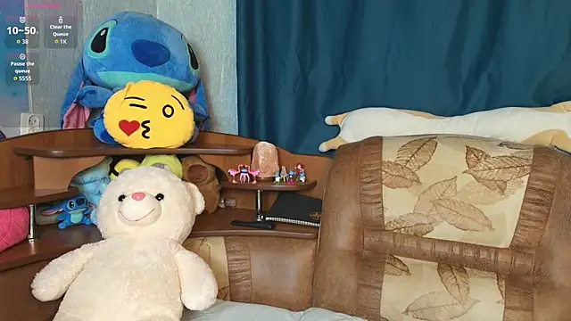 RoseEmily online show from September 16, 3:31 pm