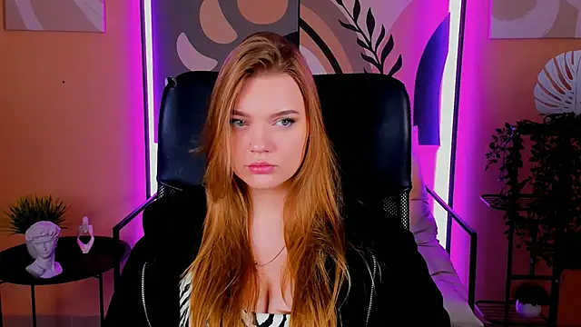 LisaMitchell online show from October 13, 4:26 am