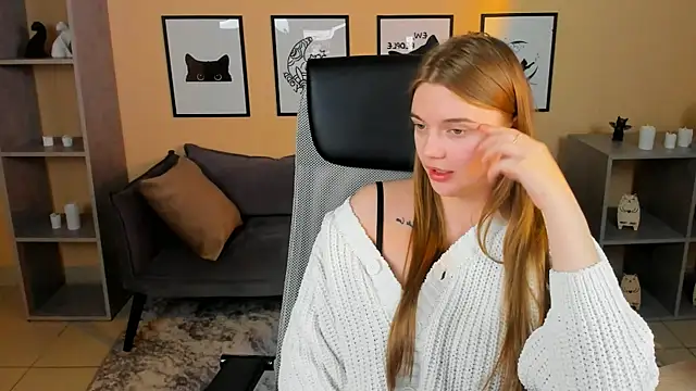 LisaMitchell online show from November 20, 2:45 am