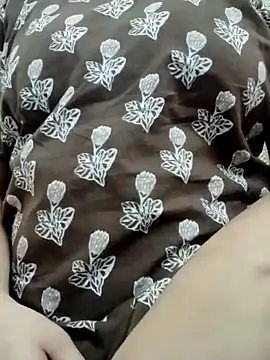 Snapshot of Feel_the_Fun chatting on October 3, 11:26 am Feel the Fun online show from October 3, 11:26 am