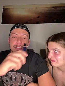 only4love online show from September 26, 7:00 pm