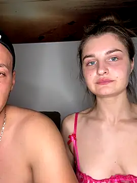 only4love online show from September 28, 7:30 pm