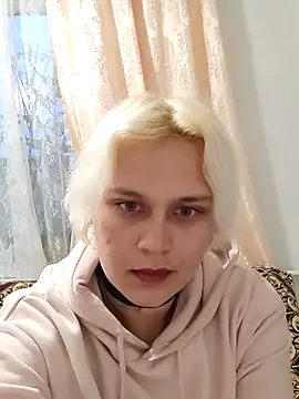 Snapshot of MargoShein chatting on September 28, 4:01 pm MargoShein online show from September 28, 4:01 pm