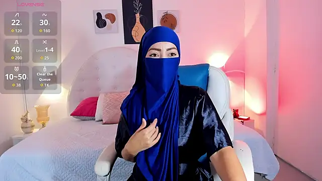 SelenaJones1 online show from September 16, 2:14 pm