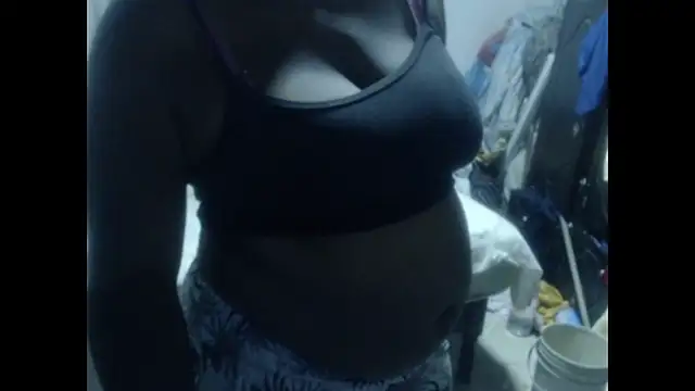 Snapshot of rachelexoticgirl chatting on October 4, 4:40 am rachelexoticgirl online show from October 4, 4:40 am