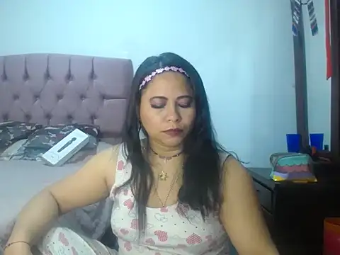 PamelaMartin online show from October 9, 1:59 pm