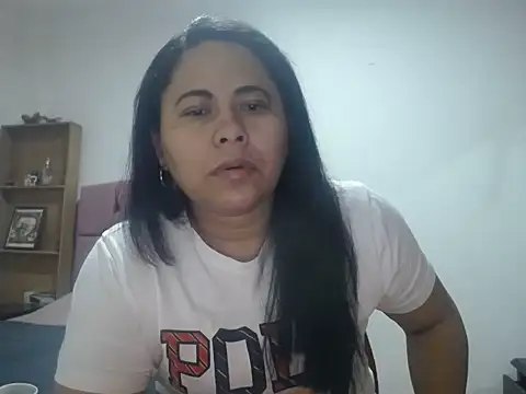 PamelaMartin online show from October 11, 3:15 pm