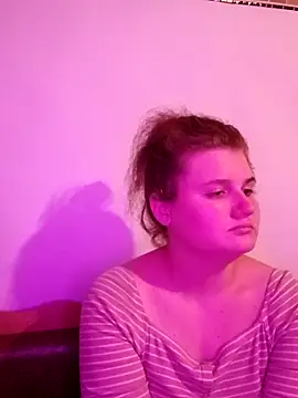 Lana a online show from October 9, 5:50 pm