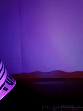 Lana a online show from September 25, 6:50 pm