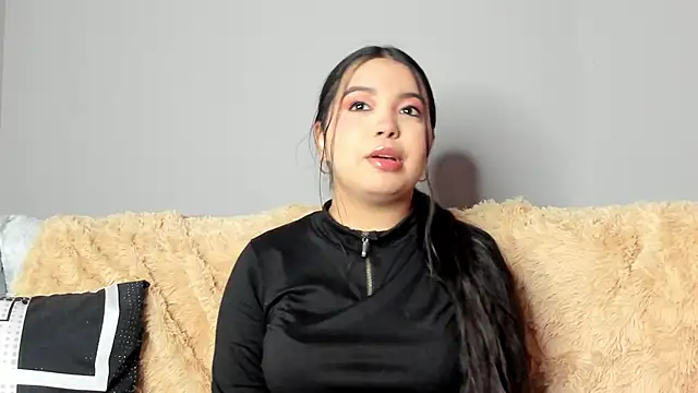 LunaWiill  online show from February 13, 8:10 pm