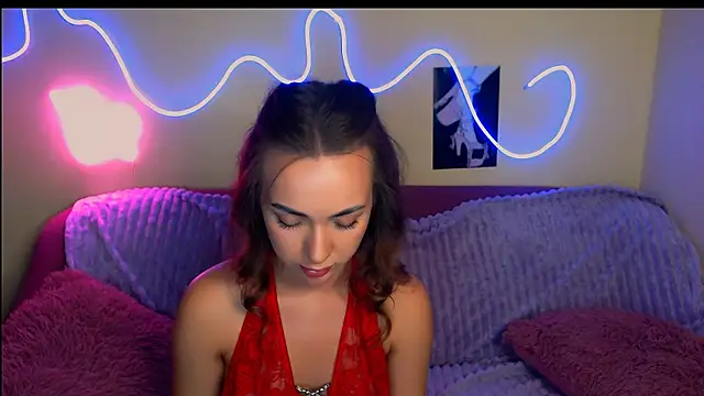 Snapshot of Mia_cutie77 chatting on October 1, 11:48 am Mia cutie77 online show from October 1, 11:48 am