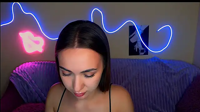 Snapshot of Mia_cutie77 chatting on September 26, 10:46 am Mia cutie77 online show from September 26, 10:46 am