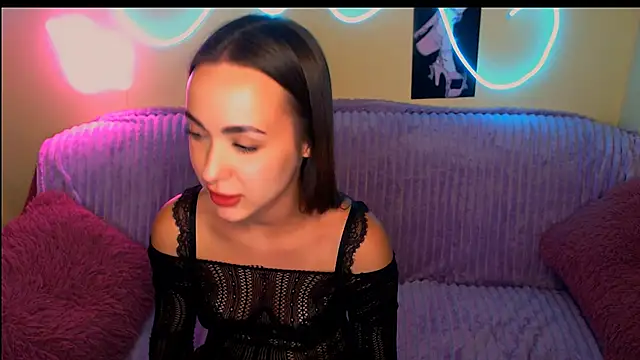 Snapshot of Mia_cutie77 chatting on September 29, 11:37 am Mia cutie77 online show from September 29, 11:37 am